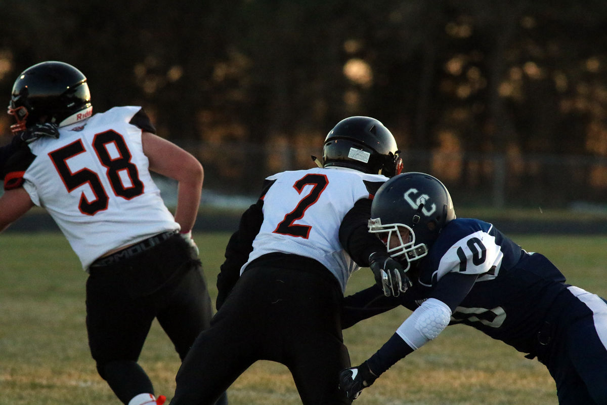 Cross County FB vs LCC (8).jpg